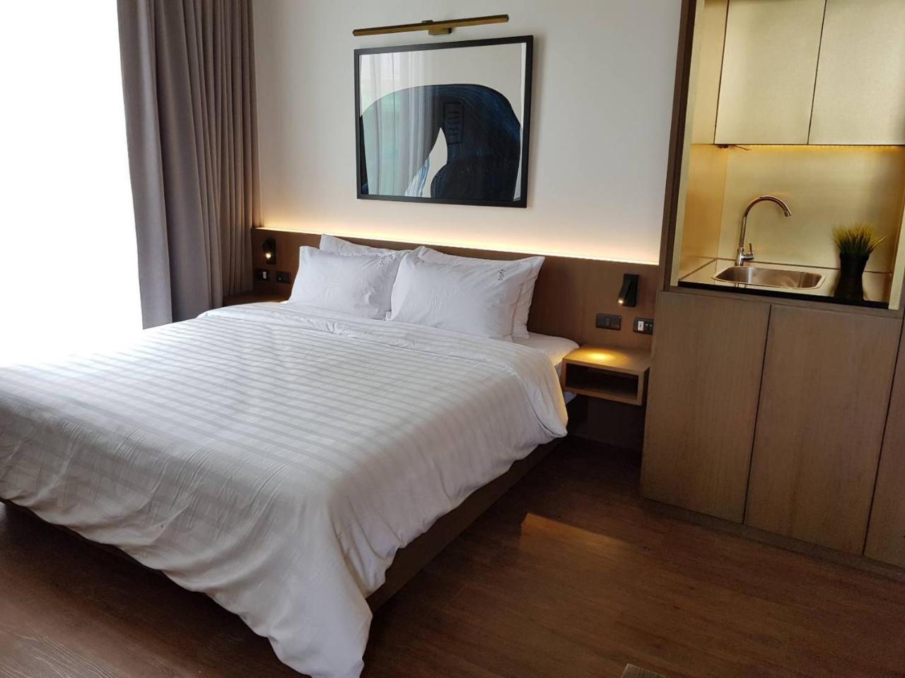 T2 Residence Sathorn Bangkok Exterior foto